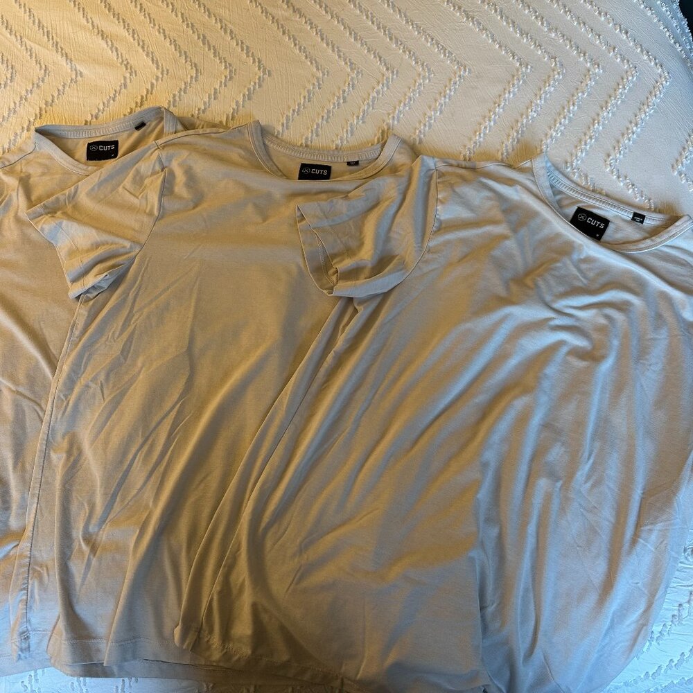 Cuts Clothing Men's Forever Tee - Lot of 3 - Picture 2 of 2